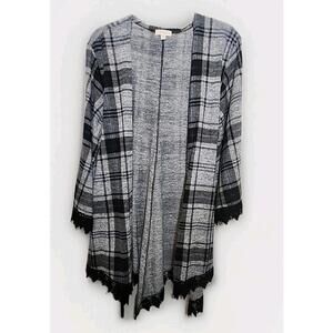 Me & U Women's Grey Plaid W Lace Trim Sweater
